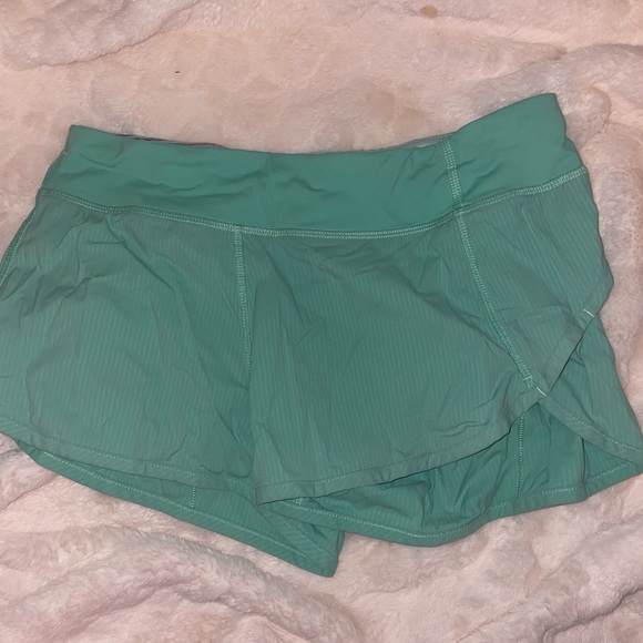 SIZE 2! cute shorts - Picture 2 of 2